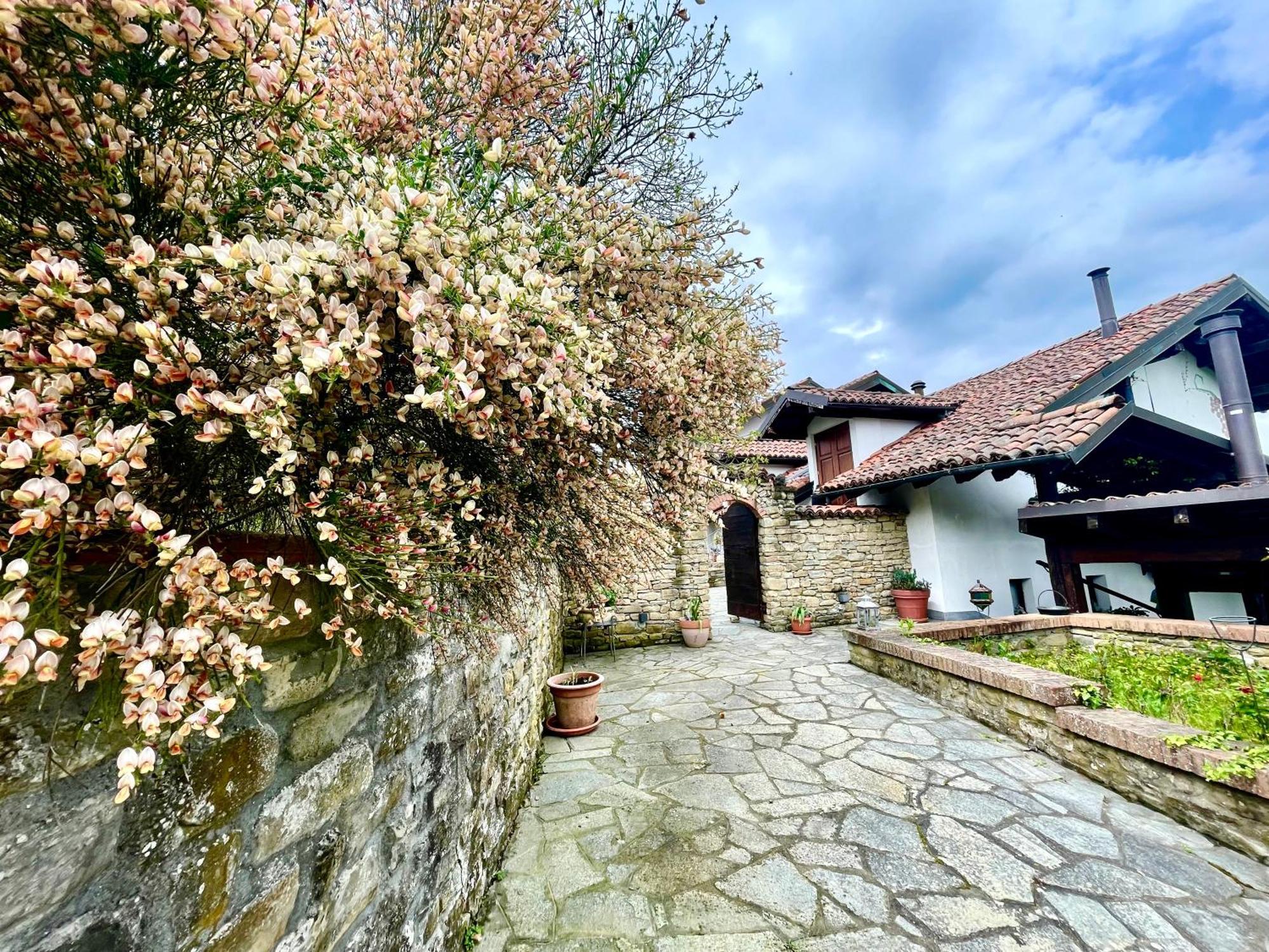 Poderi Zunino Farm stay Ponti